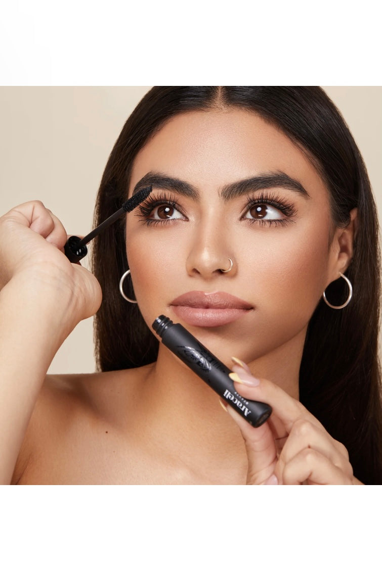 Araceli Beauty Monarca Volumzing Mascara