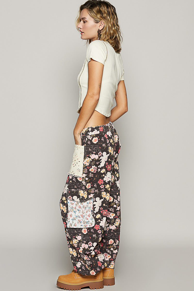 Double Take Floral Print Patch Pockets Cotton Cargo Joggers (2 Colors)