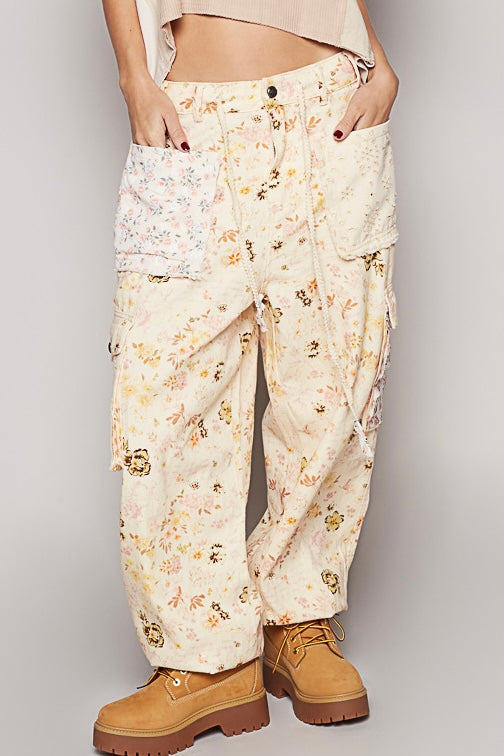 Double Take Floral Print Patch Pockets Cotton Cargo Joggers (2 Colors)