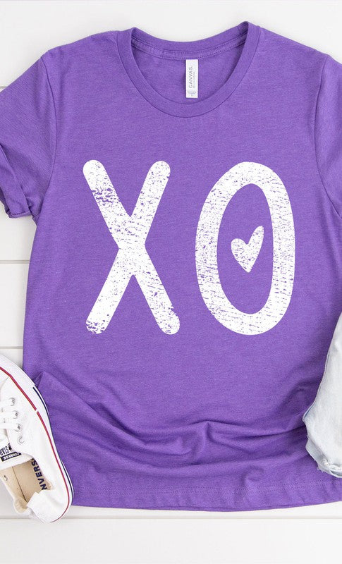 XO + 🩶 Heart Graphic Tee Curves