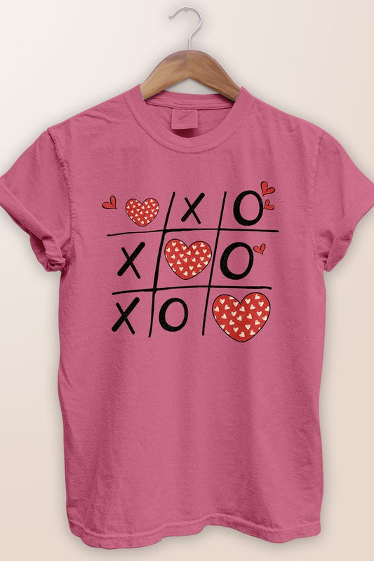 Tic Tac Toe Retro Hearts Vintage Dyed Graphic Tee
