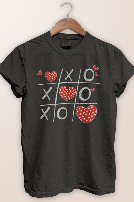 Tic Tac Toe Retro Hearts Vintage Dyed Graphic Tee
