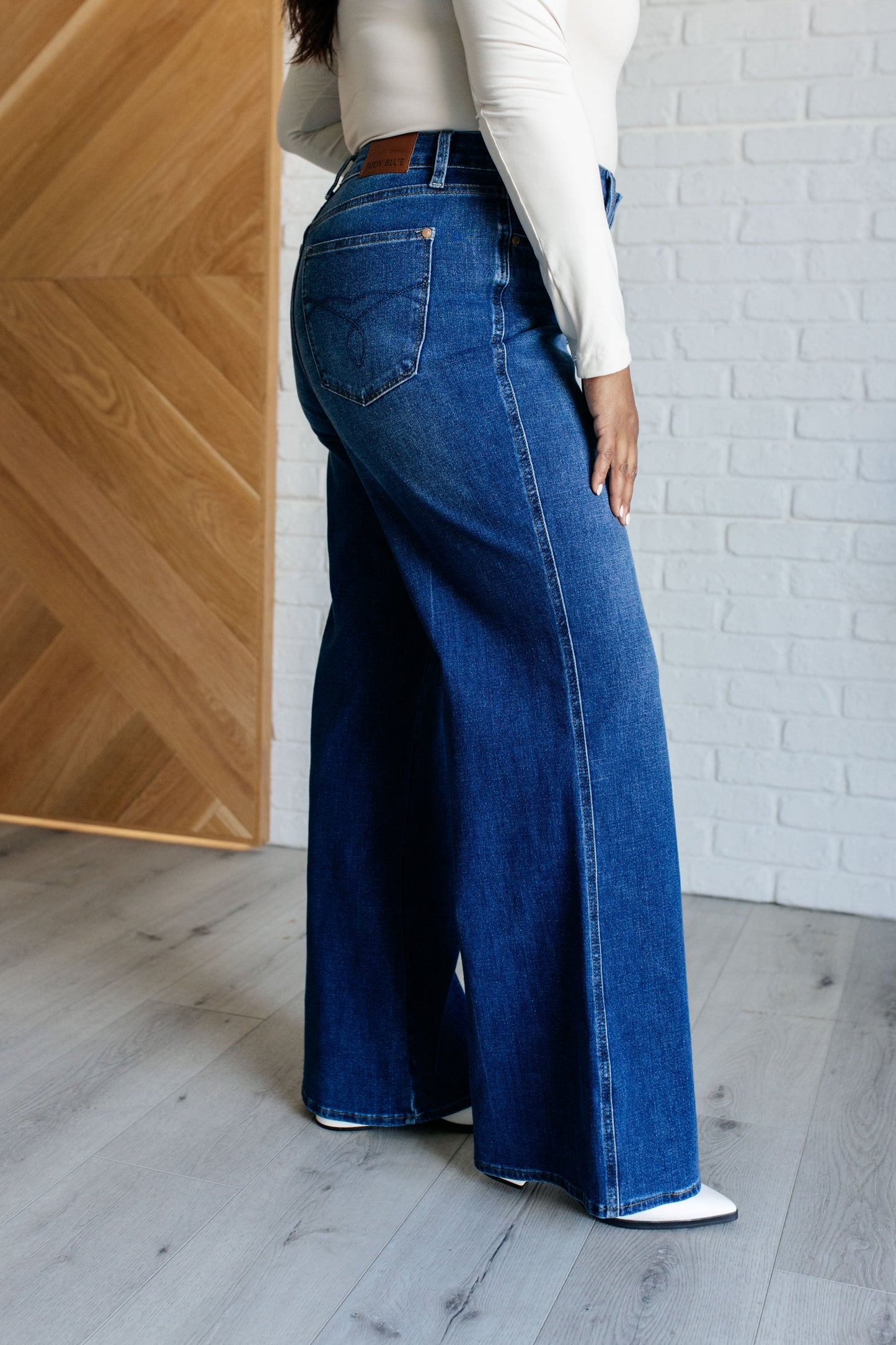 Been There Retro Control Top Wide Leg Jeans (0/24 to 24W)