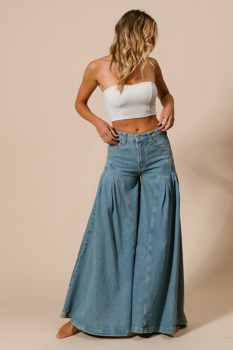 Perfect Pair Pleated Wide Leg Billowy Jeans