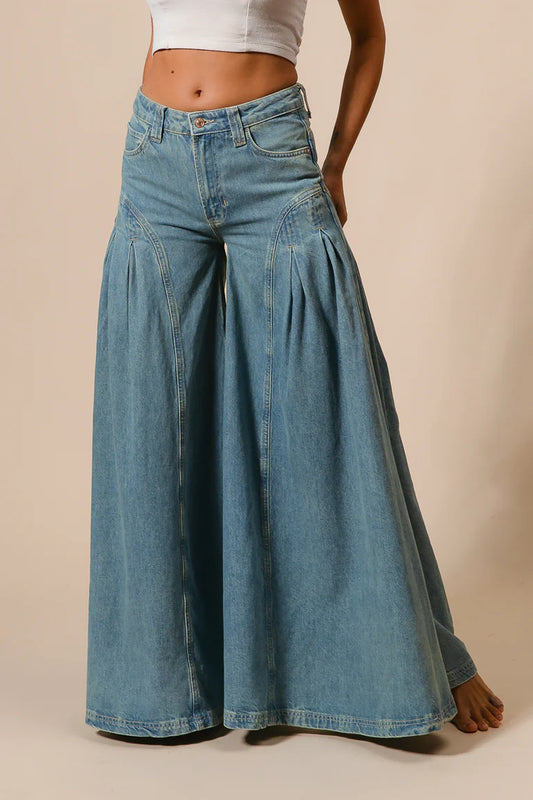 Perfect Pair Pleated Wide Leg Billowy Jeans