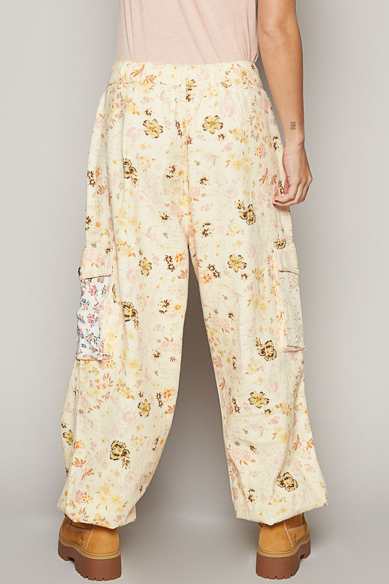 Double Take Floral Print Patch Pockets Cotton Cargo Joggers (2 Colors)