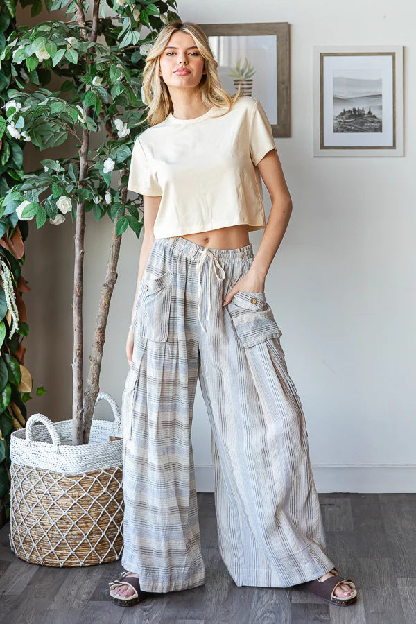 Huntington Beach Elastic Waist Convertible Wide Leg Cargo Pants (2 Colors)