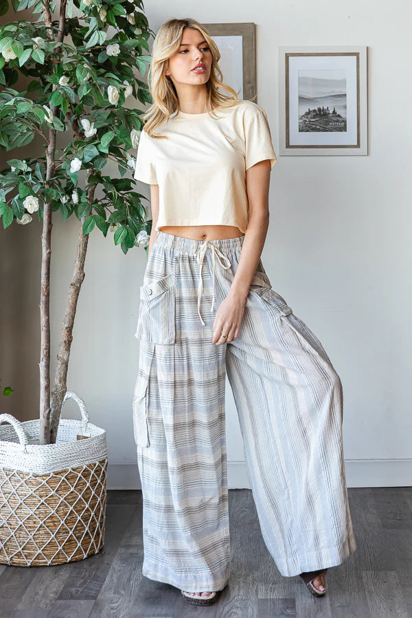 Huntington Beach Elastic Waist Convertible Wide Leg Cargo Pants (2 Colors)