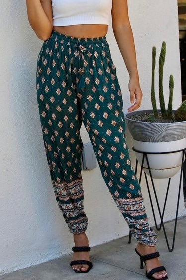 Trending Up Border Print Joggers