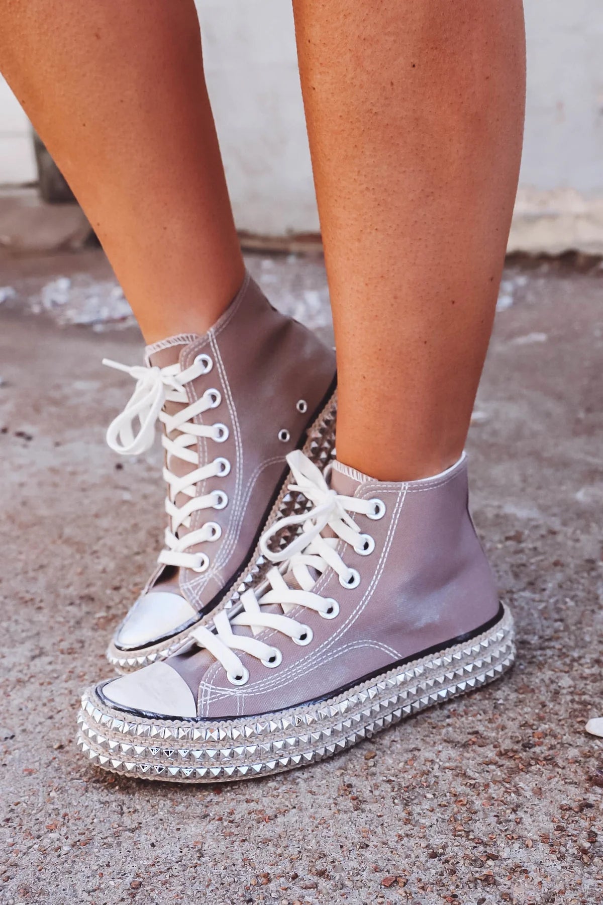 Hollywood Cruise Studded High Top Sneakers